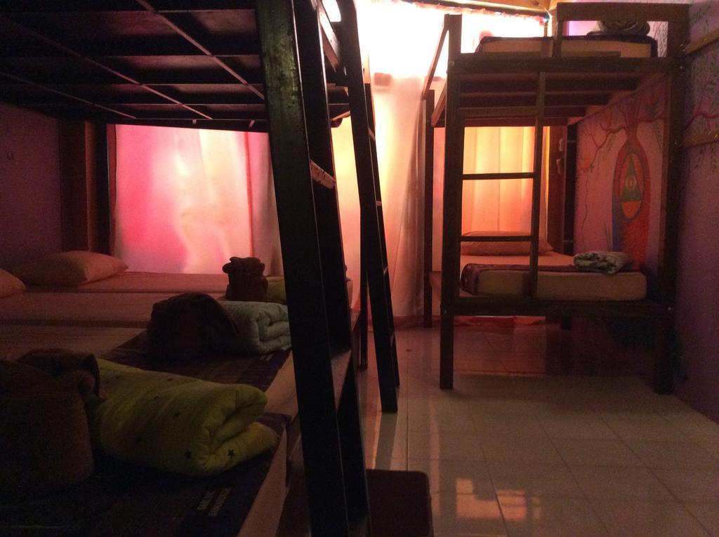 Maddy'S Hostel Phangang-sziget Kültér fotó